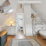 Holiday home 50 *